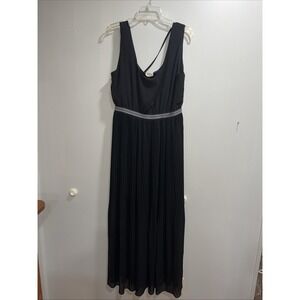 Women's Love Richie Long Black Sleeveless Dress Size L